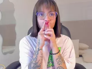 Felicitynesbar's Live Sex Cam Show