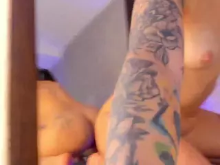 Felicitynesbar's Live Sex Cam Show