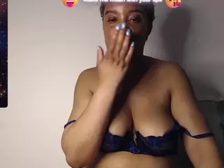 lunadelisla's Live Sex Cam Show