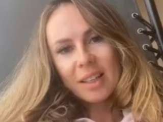 Live webcam model roryjhey on Soda Cams