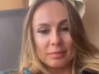 Live webcam model roryjhey on Soda Cams