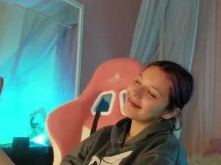 chl0e-0 from CamSoda is Freechat