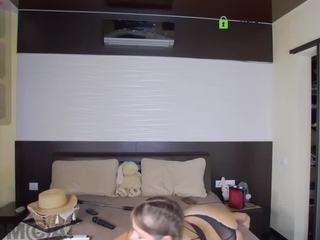 FluffyBeauty live cam preview