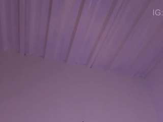 annie-barozzi live cam profile