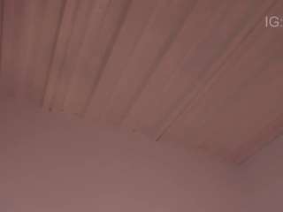 annie-barozzi live cam profile