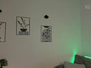 annie-barozzi webcam