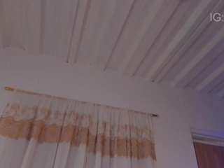 annie-barozzi's live room