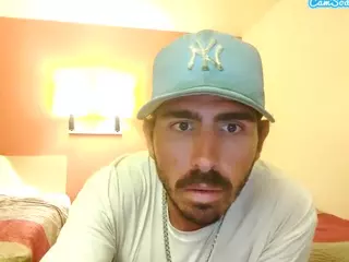 bouncermg247's Live Sex Cam Show