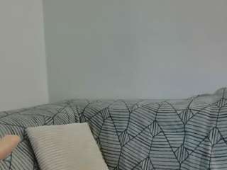 Live webcam model cutecatmeme on Soda Cams