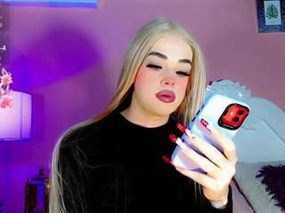 evaamooree Live Webcam on CamSoda
