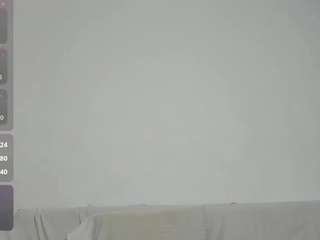 le modèle floomaliana est en webcam porno dans un show sur le site camsoda, il possède les tags suivants: amateur,lush,young adult,toys,teen-18,tease,strip,squirting,spank,solo,skinny,shaved-pussy,sexcam,pussy,natural,masturbation,lovense,anal,blowjob,ass