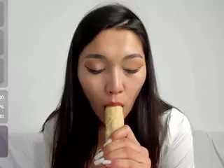 floomaliana's Live Sex Cam Show