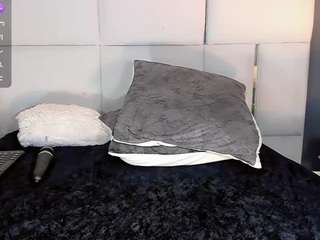 manellyksparklee Live Webcam on CamSoda