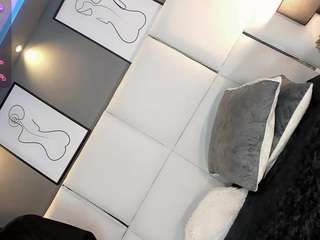 manellyksparklee Live Webcam on CamSoda