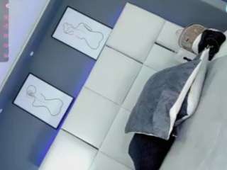 manellyksparklee Brown eyes live webcam