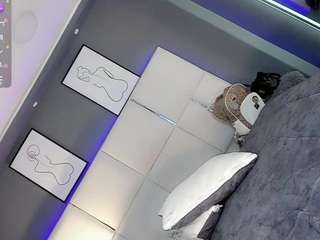 manellyksparklee Live Webcam on CamSoda