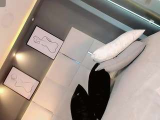 manellyksparklee webcam model