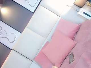 le modèle manellyksparklee est en webcam porno dans un show sur le site camsoda, il possède les tags suivants: 19,anal-toys,black hair,brown eyes,fetish,lean,no drinking,no smoking,spank,tease,teen 18,young adult,hd,latin