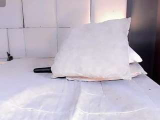 manellyksparklee Sex Cam Show