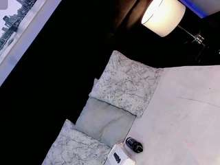 manellyksparklee live webcam show