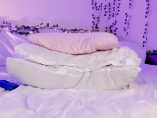 MayMeow's Live Sex Cam Show