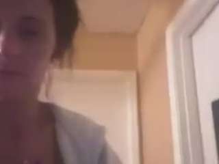 true2prada, female webcam model,  years old, on live webcam