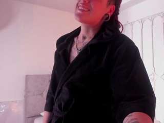 charlottewhite-1 Live Webcam on CamSoda