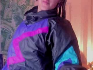 charlottewhite-1's CamSoda show and profile