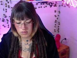 charlottewhite-1