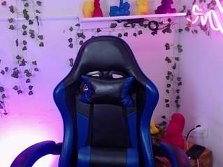 charlottewhite-1 webcam model