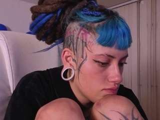 charlottewhite-1