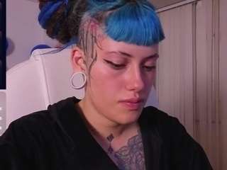 charlottewhite-1
