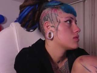 charlottewhite-1