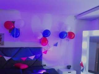 Live cam show with Charlotte