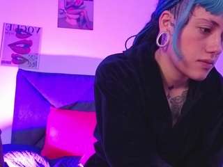 charlottewhite-1 live profile