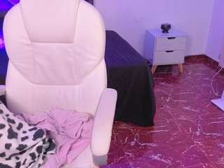 Charlotte live webcam show
