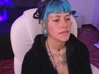 Charlotte live webcam show