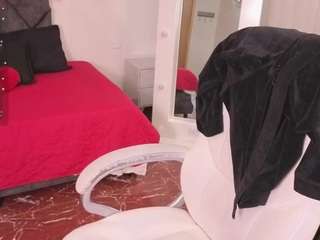 charlottewhite-1