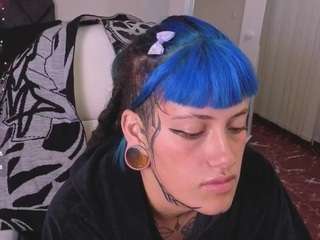 charlottewhite-1