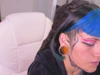 charlottewhite-1