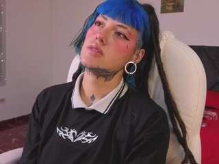 charlottewhite-1