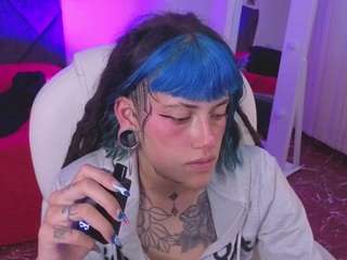 charlottewhite-1