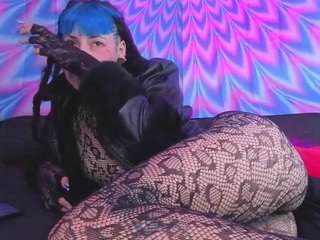 charlottewhite-1