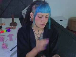 charlottewhite-1