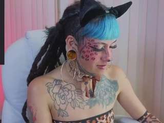 charlottewhite-1