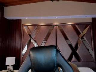  hannaa-evanss chat room