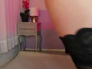 julieta-cortes webcam model