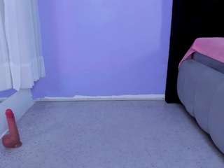 julieta-cortes Live Webcam on CamSoda