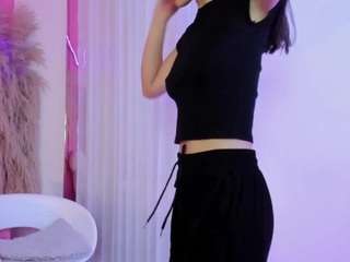 julieta-cortes's CamSoda show and profile