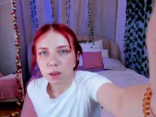 loveislola webcam